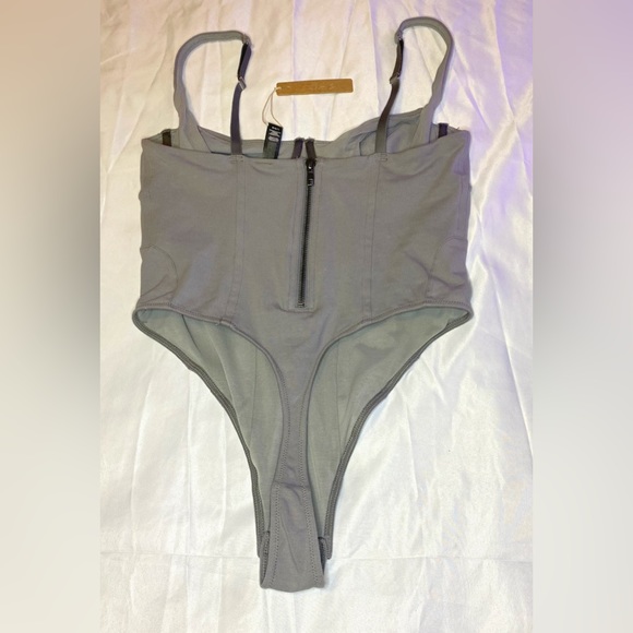 SOLD❗️❗️❗️ - SKIMS: NWT: LARGE COTTON CORSET UNLINED BODYSUIT - Picture 6 of 8